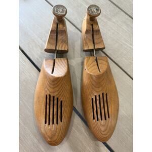 Vintage Wooden Shoe Tree Shoe Stretchers Antique Shoe Forms Mens Shoe Care 11 3